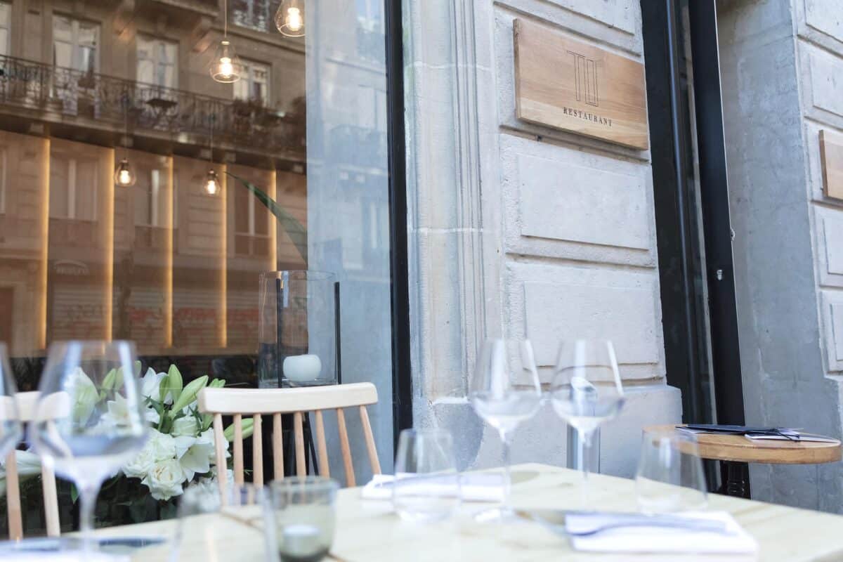 to restaurant paris terrasse 02 1200x800 - Le restaurant &lt;br /&gt;&lt;strong&gt;bistronomique&lt;/strong&gt; &lt;br /&gt; &lt;strong&gt;de Paris&lt;/strong&gt;